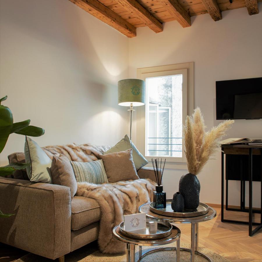 ELEGANCE ROOM - Aparta&Suite - Automatized Apartment Bassano del Grappa Exterior foto