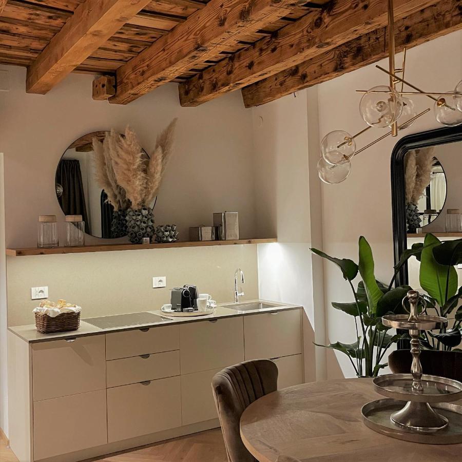 ELEGANCE ROOM - Aparta&Suite - Automatized Apartment Bassano del Grappa Exterior foto