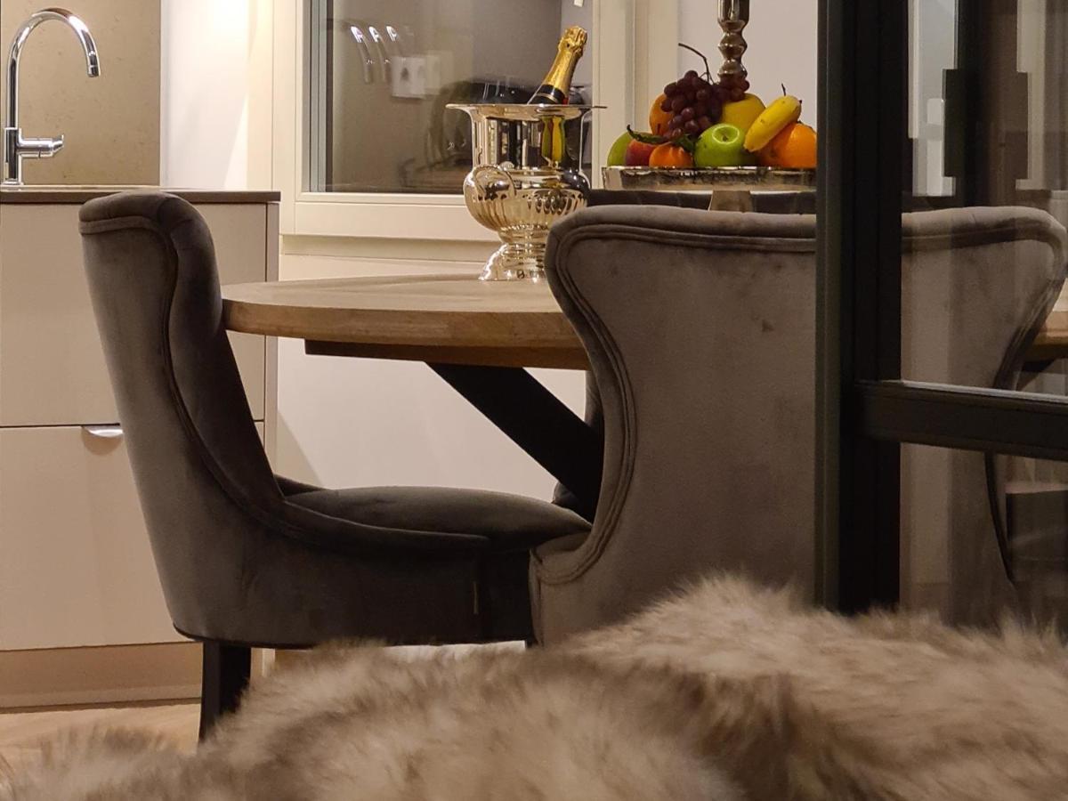 ELEGANCE ROOM - Aparta&Suite - Automatized Apartment Bassano del Grappa Exterior foto