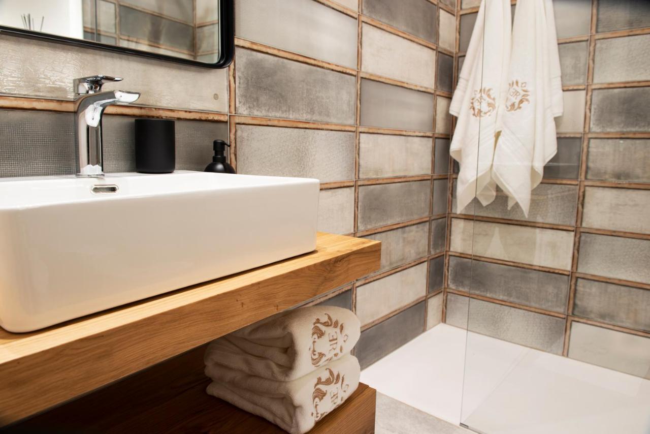 ELEGANCE ROOM - Aparta&Suite - Automatized Apartment Bassano del Grappa Exterior foto